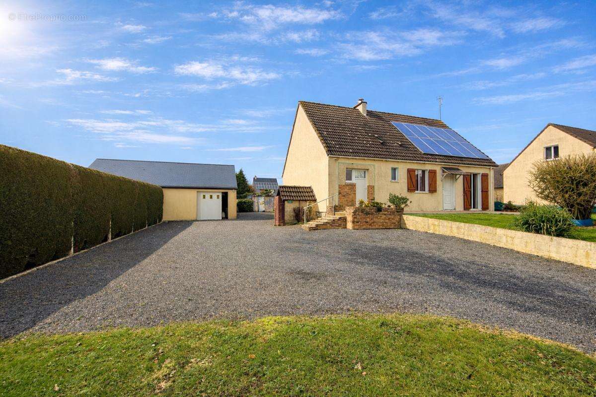 Maison Isigny Le Buat 4 pièce(s) 104 m2 - photo 16