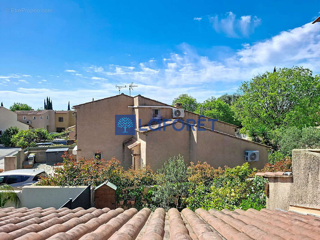 Maison à LA VALETTE-DU-VAR