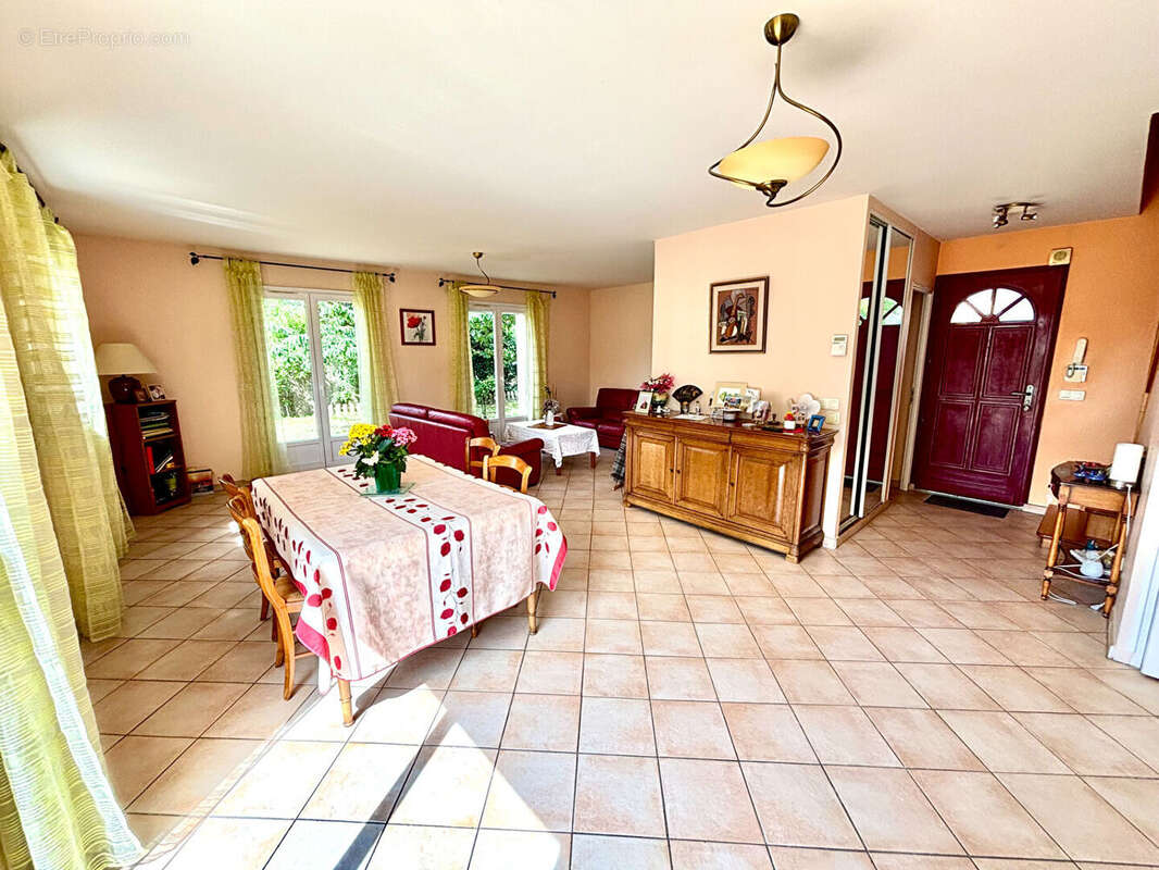 Maison 6 pièces - photo 2