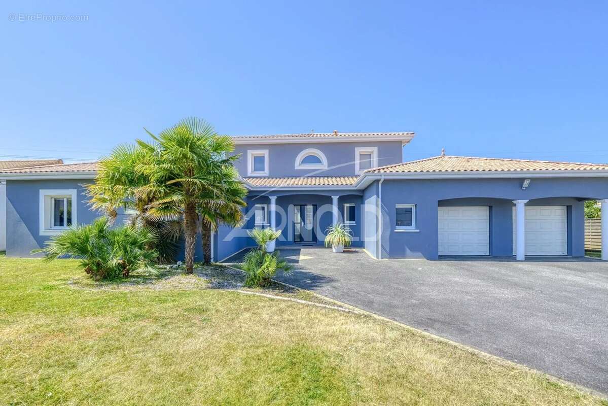 Maison à LES SORINIERES