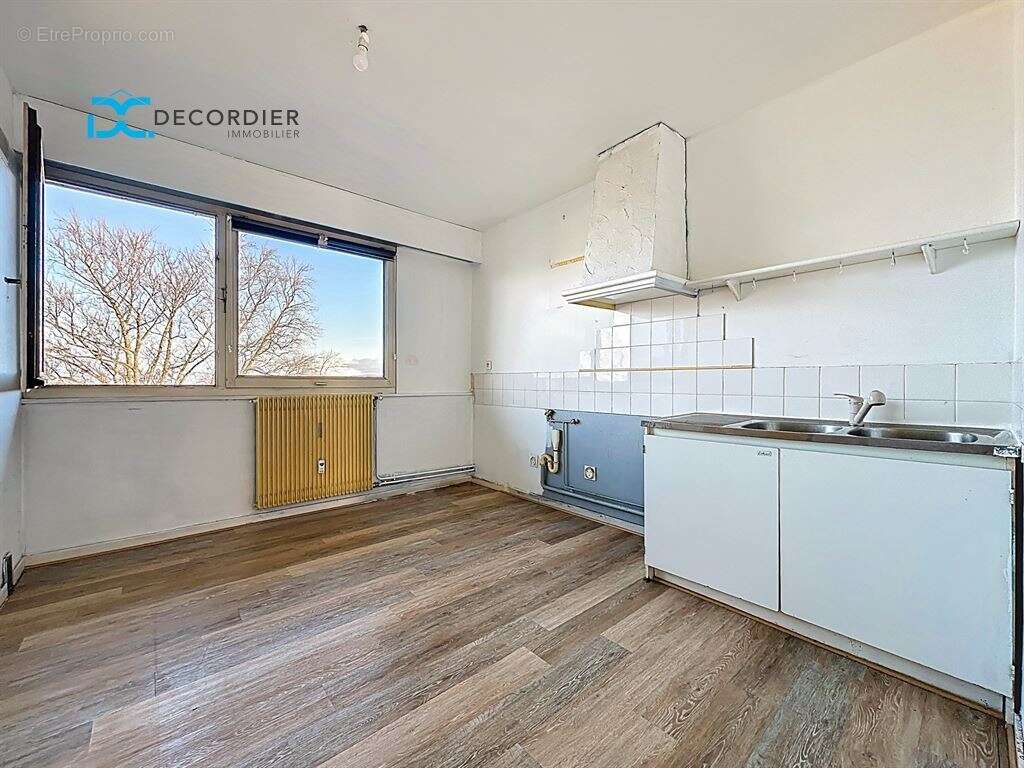 Appartement à EVIAN-LES-BAINS