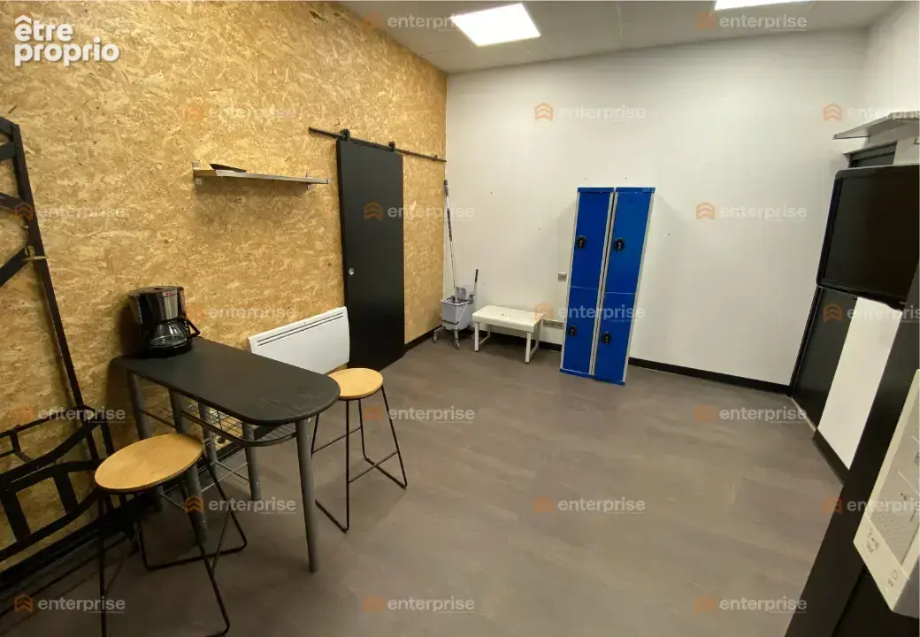 A vendre - 55m2 - la madeleine centre ville - photo 4