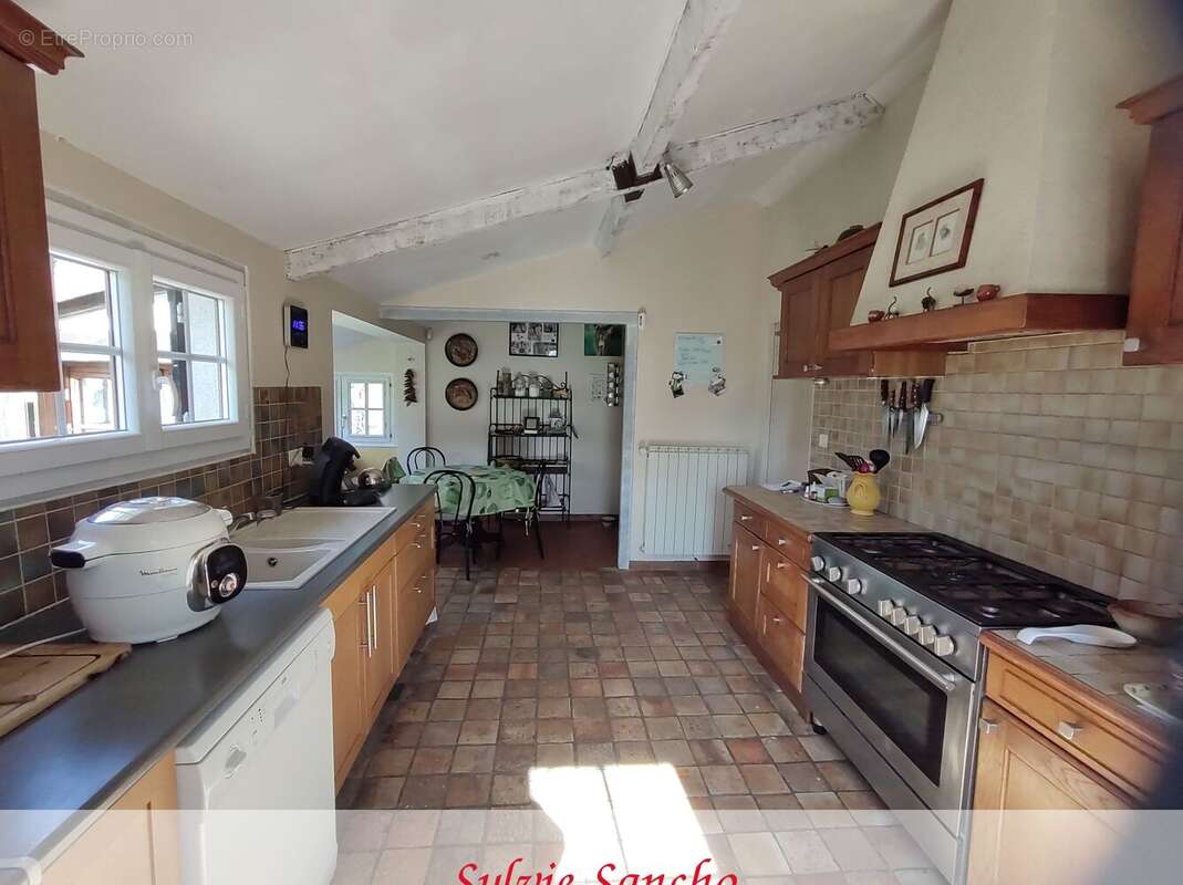 Maison à VICQ-EXEMPLET