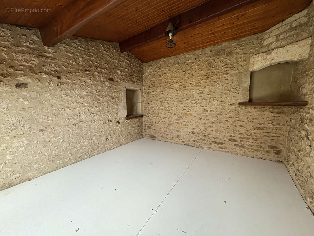 Maison à CORME-ECLUSE