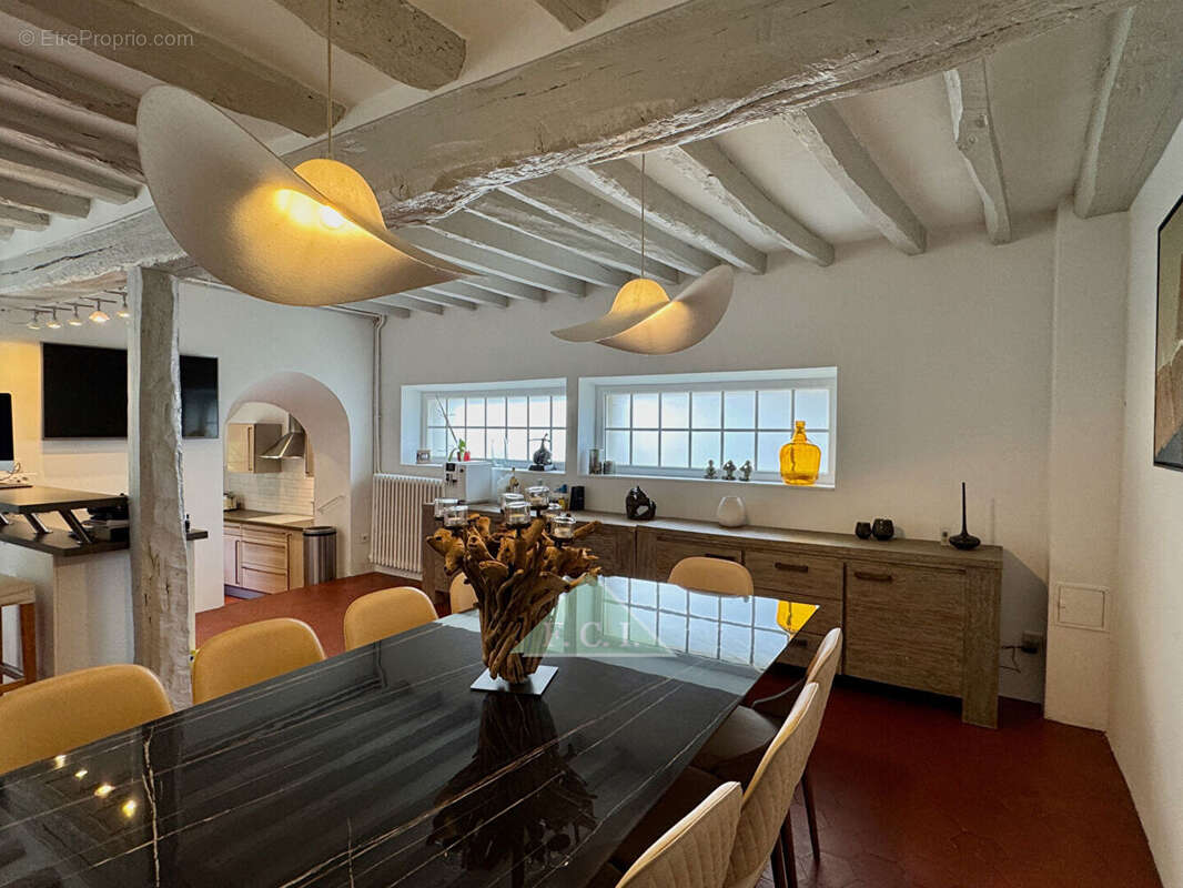 Maison à JUMEAUVILLE