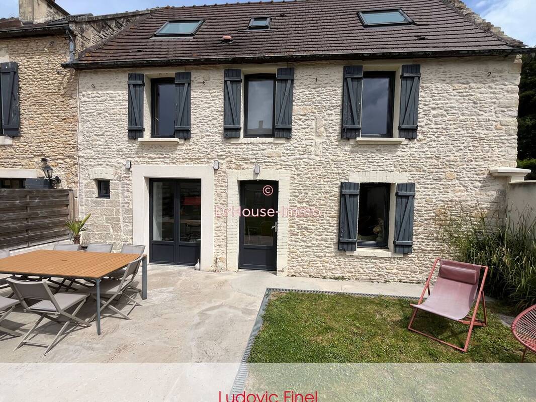 Maison à BIEVILLE-BEUVILLE
