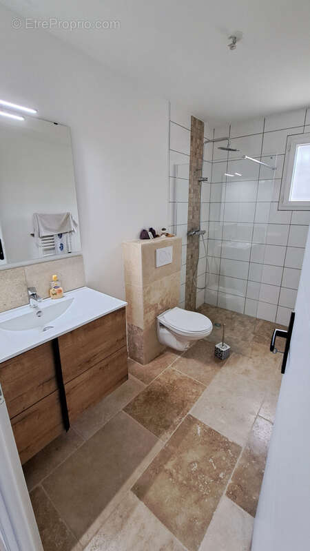 Maison à SAINT-ETIENNE-DU-GRES