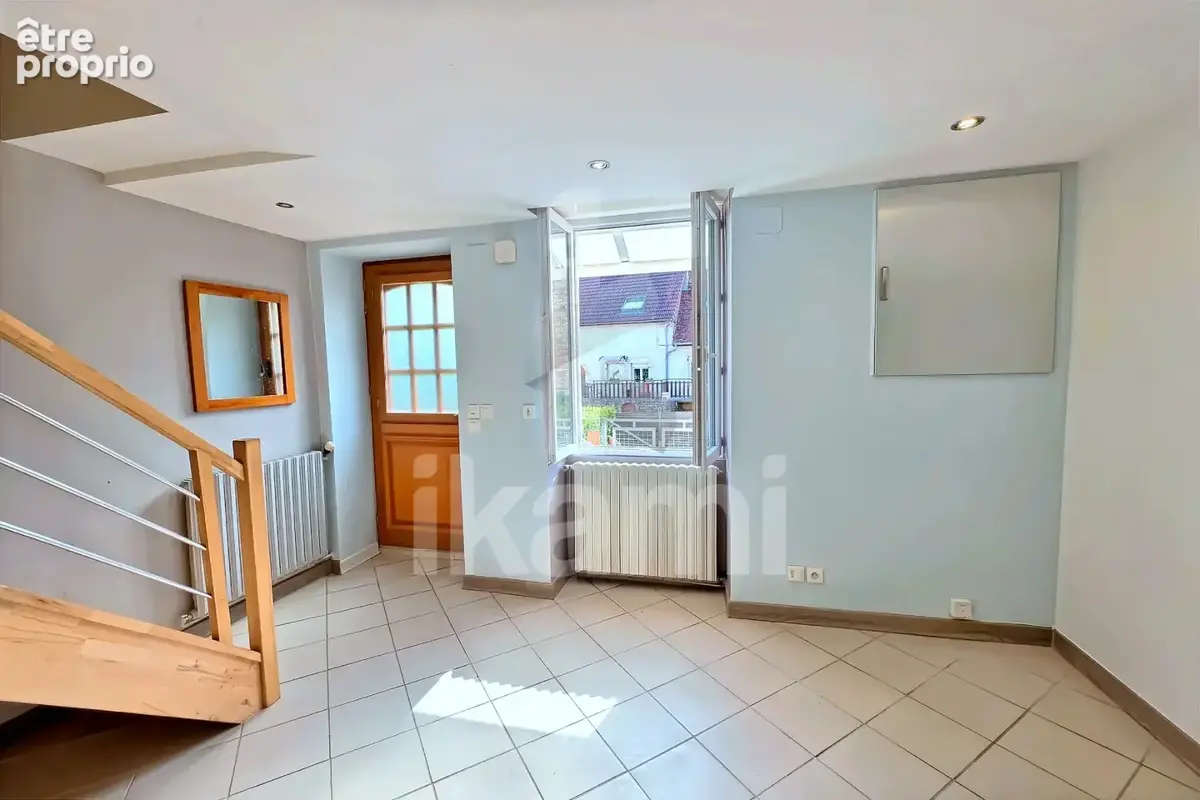 Maison de village en pierre   86 m2   Impasse au calme, cour et terrasse - photo 2