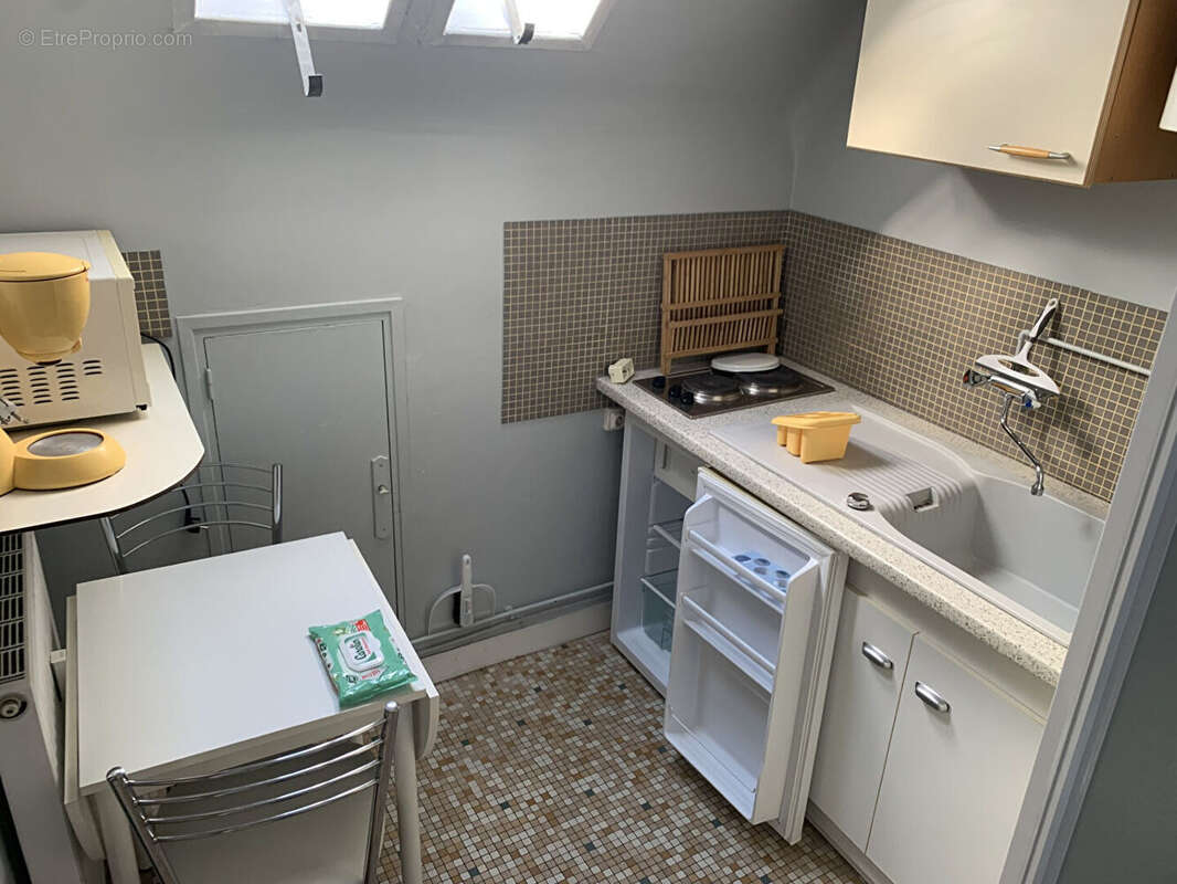 A vendre  dans immeuble en centre ville  4 chambres 50000 saint lo investisseurs - photo 5