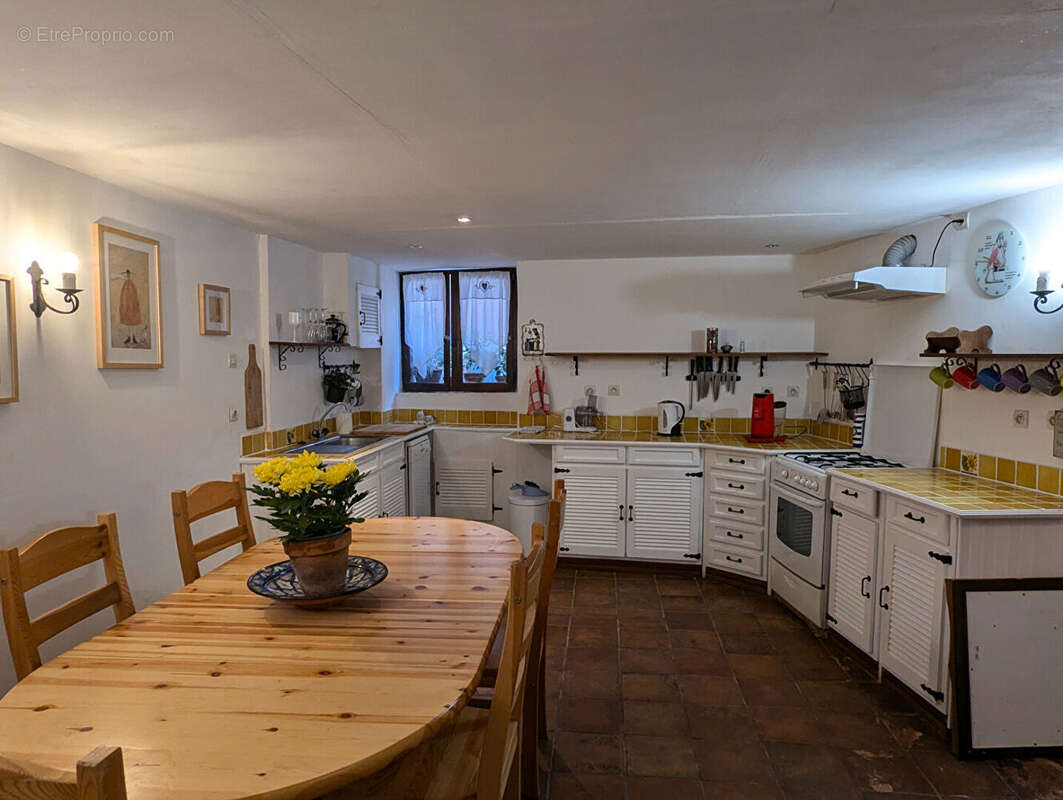 Maison à VILLECROZE