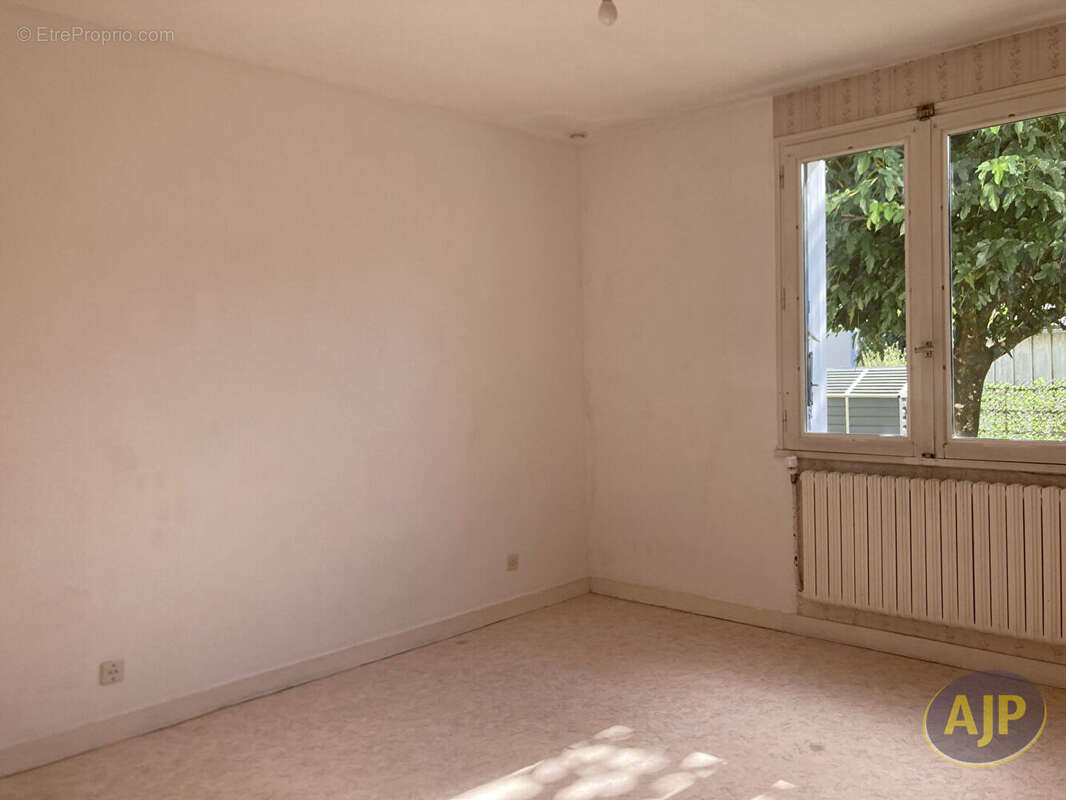 Maison à QUESTEMBERT