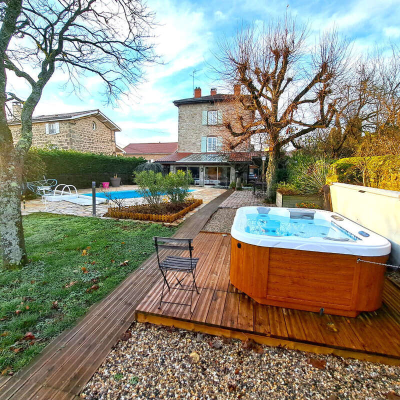 Maison à SOUCIEU-EN-JARREST