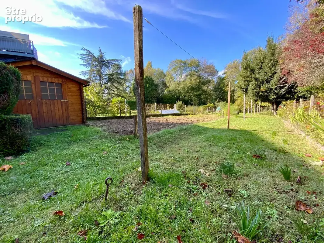 Maison dans Jonzac avec garage et jardin - photo 16