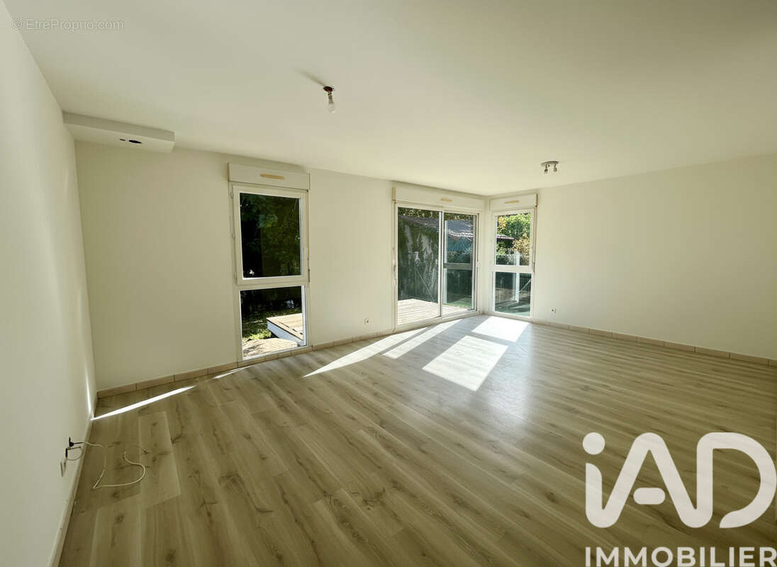 Photo 3 - Maison à SAINT-PAUL-DE-JARRAT