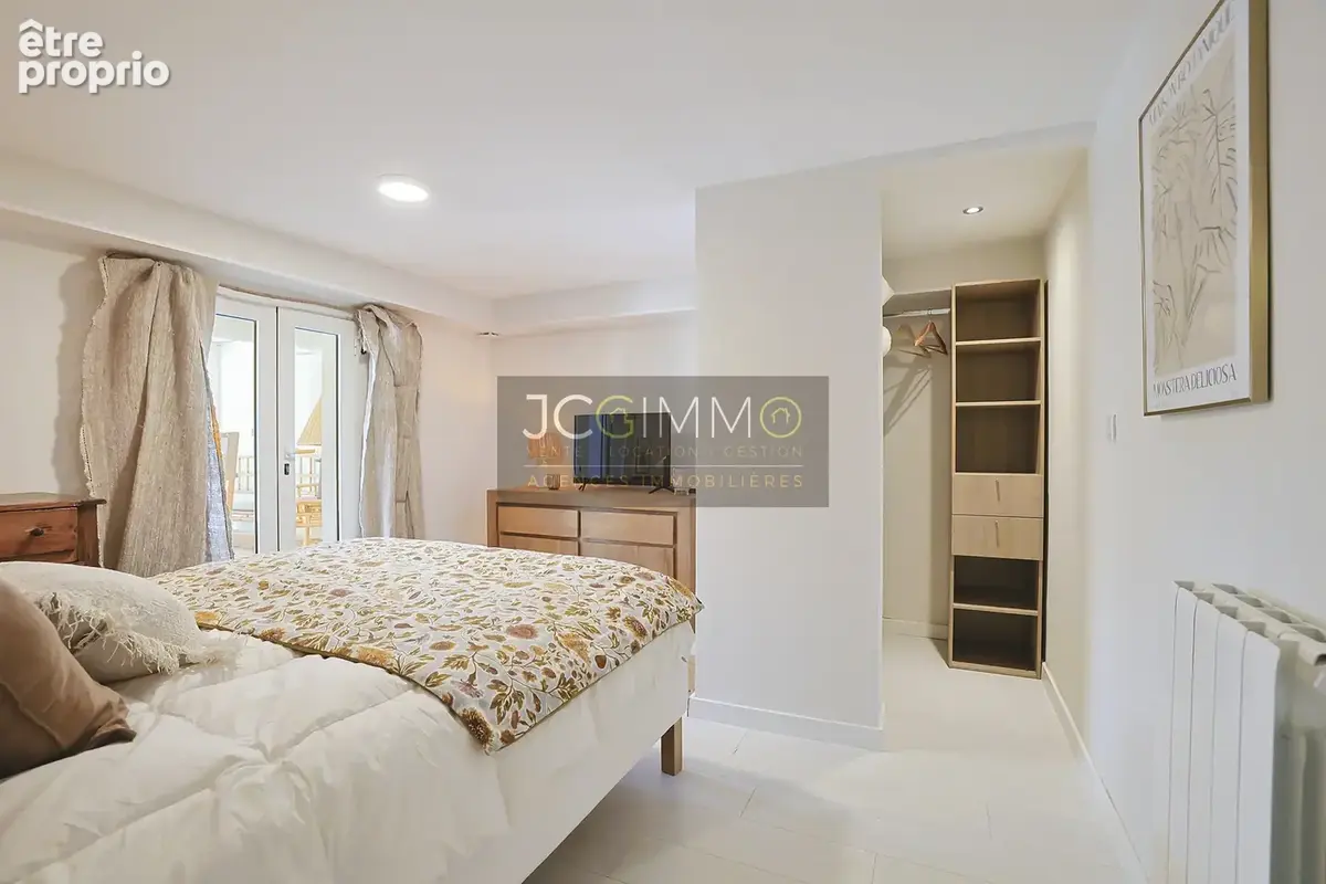 Carqueirane - villa t6 183 m2 vue mer dominante et panoramique avec studio - photo 43