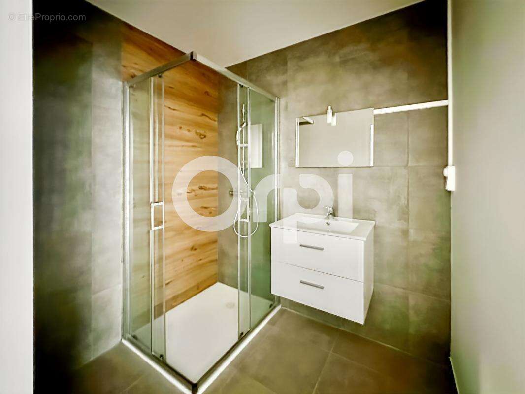 Appartement à RUOMS