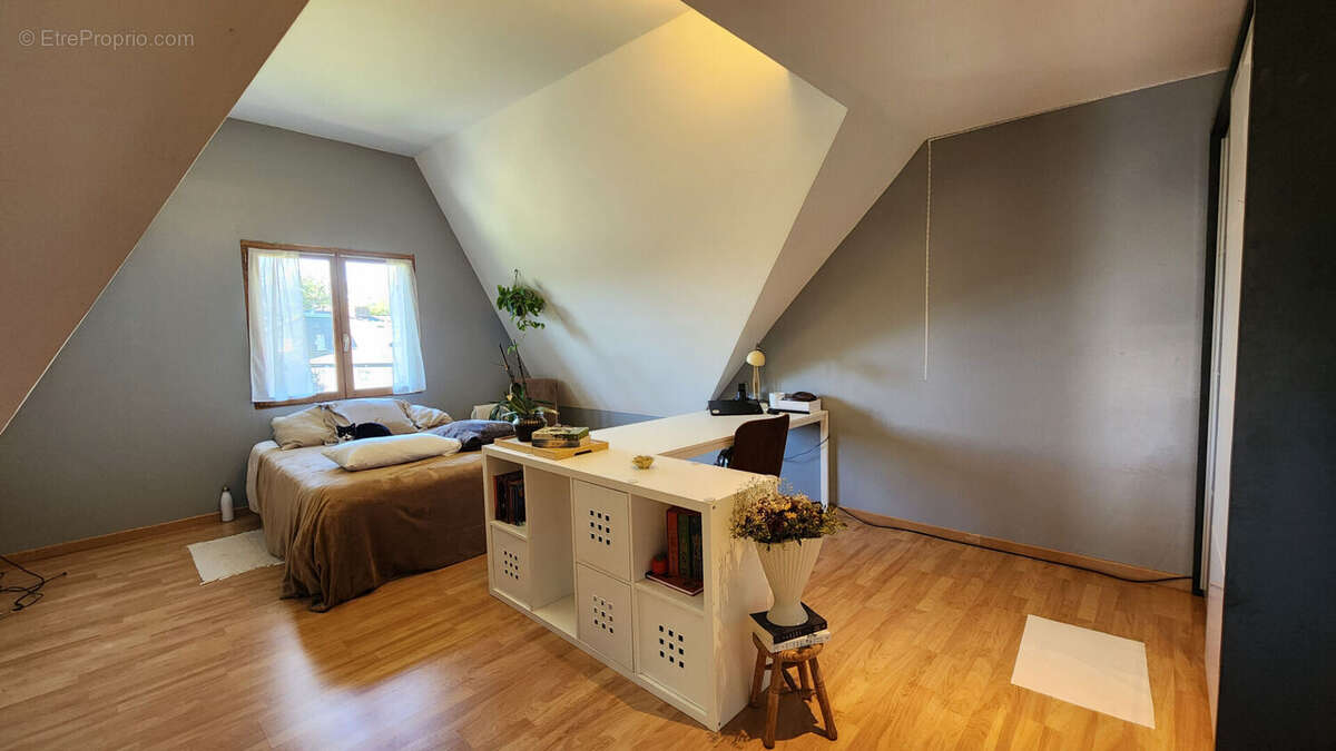 Maison à CHATEAUNEUF-EN-THYMERAIS