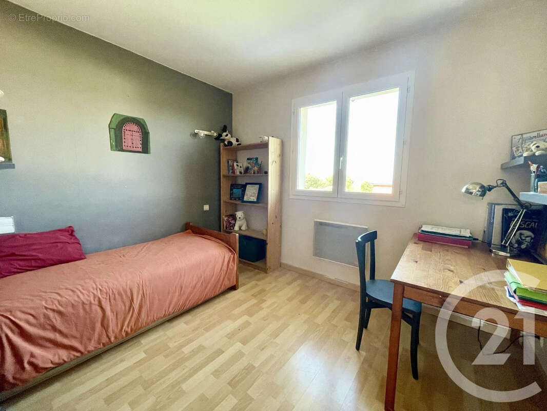 Maison 116 m² à L'isle-Jourdain  - photo 18