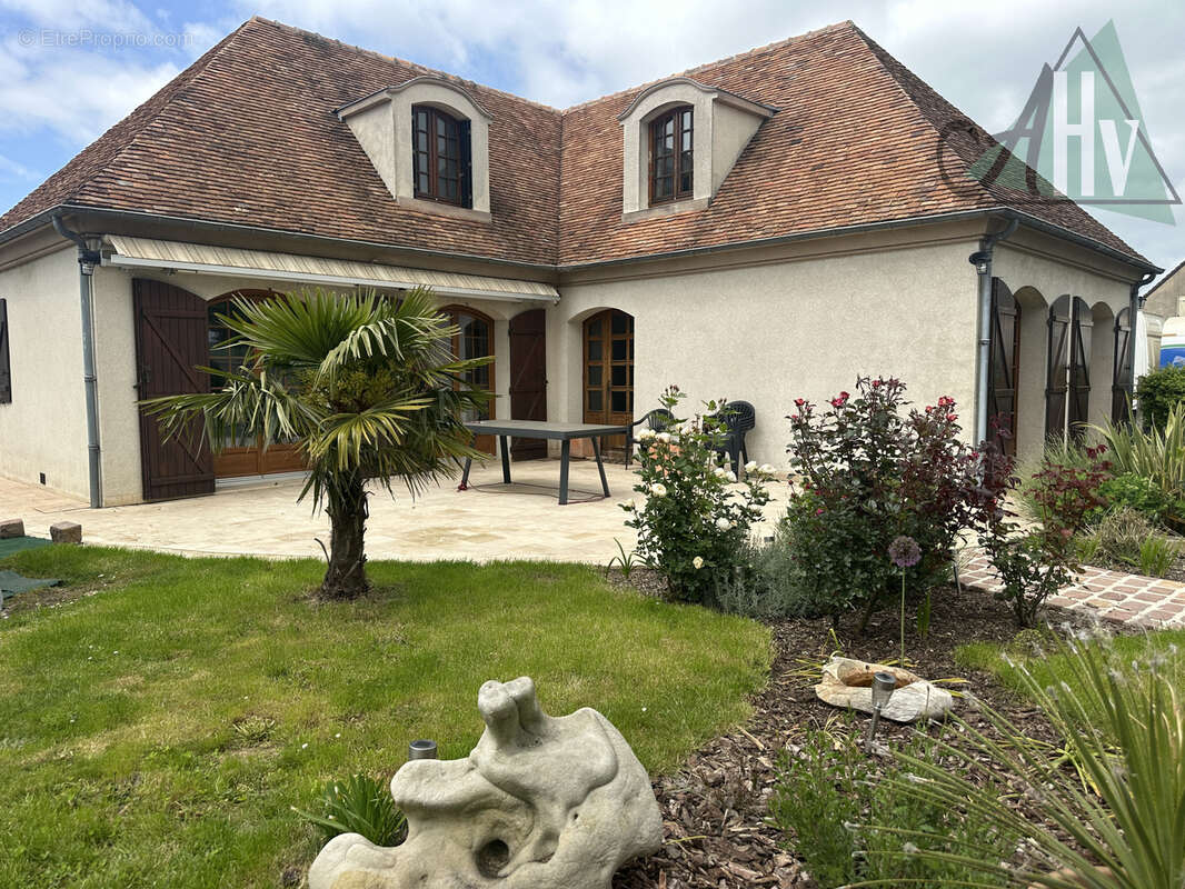 Maison à BRAY-SUR-SEINE