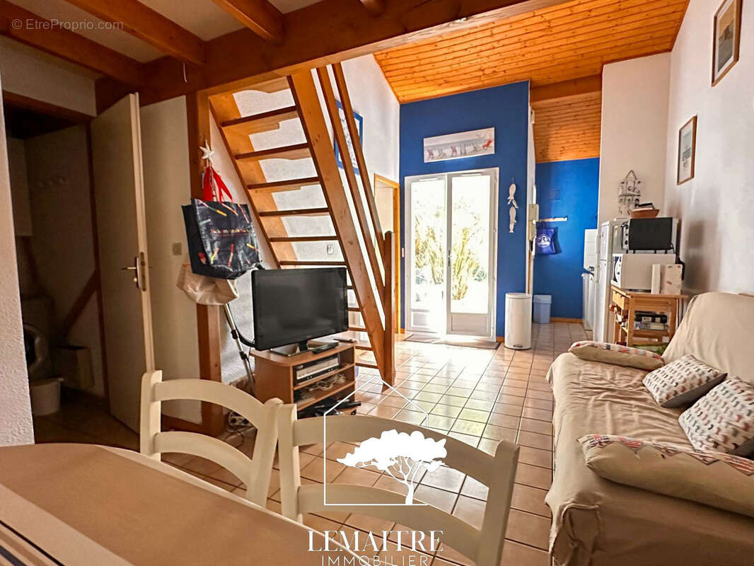 Maison à LES MATHES