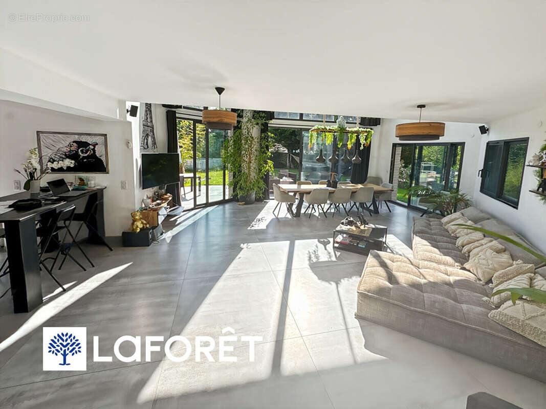 Maison à MORSANG-SUR-ORGE