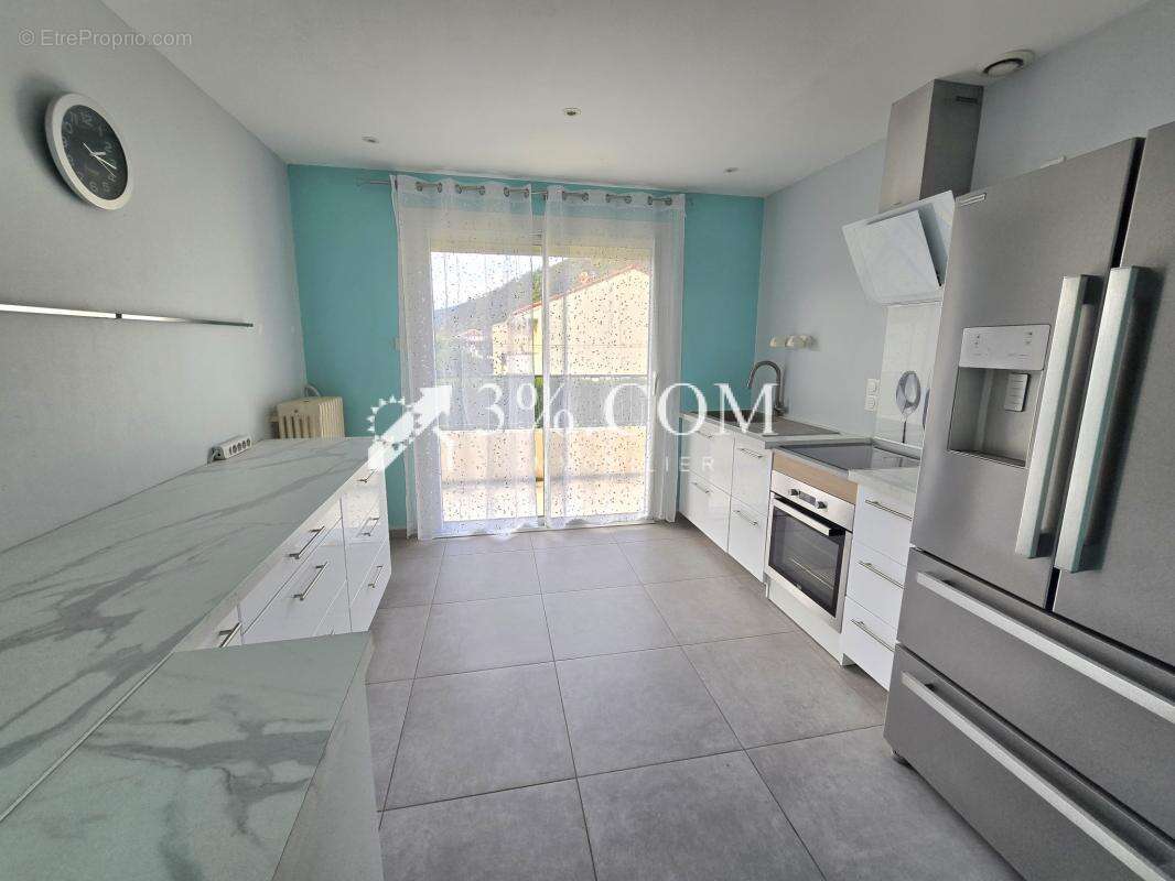 Maison à BEAUCHASTEL