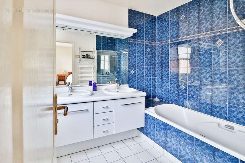 Maison à RUEIL-MALMAISON