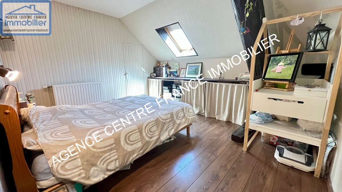Bourges-Centre. Appartement de 3/4 pièces en duplex - photo 3