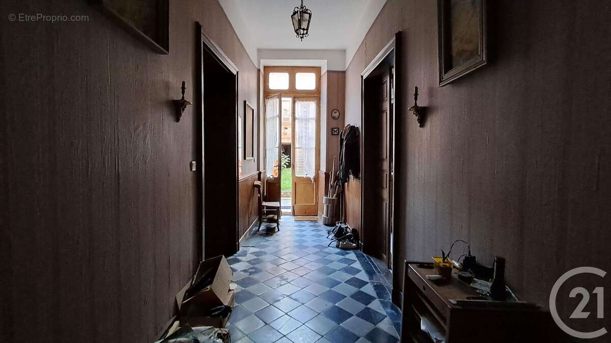 Maison à MONTESQUIEU-VOLVESTRE