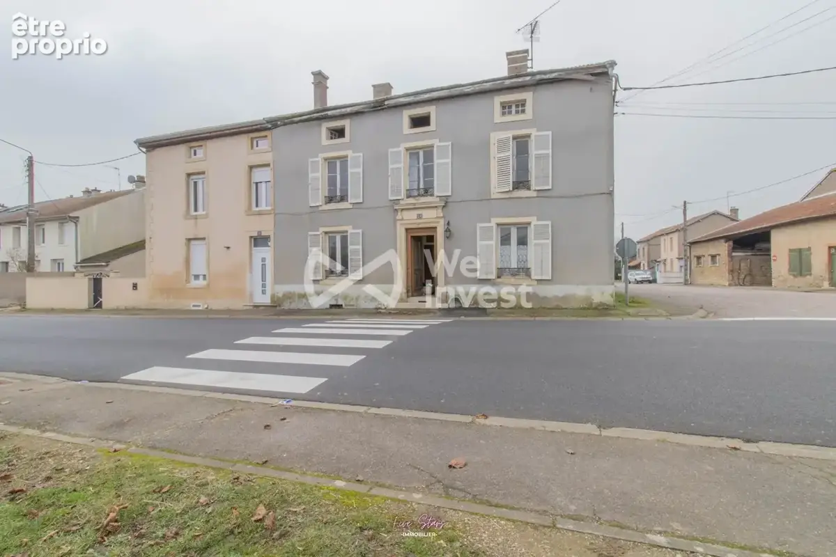 Appartement 250 m² à Chambley-Bussieres  - photo 2