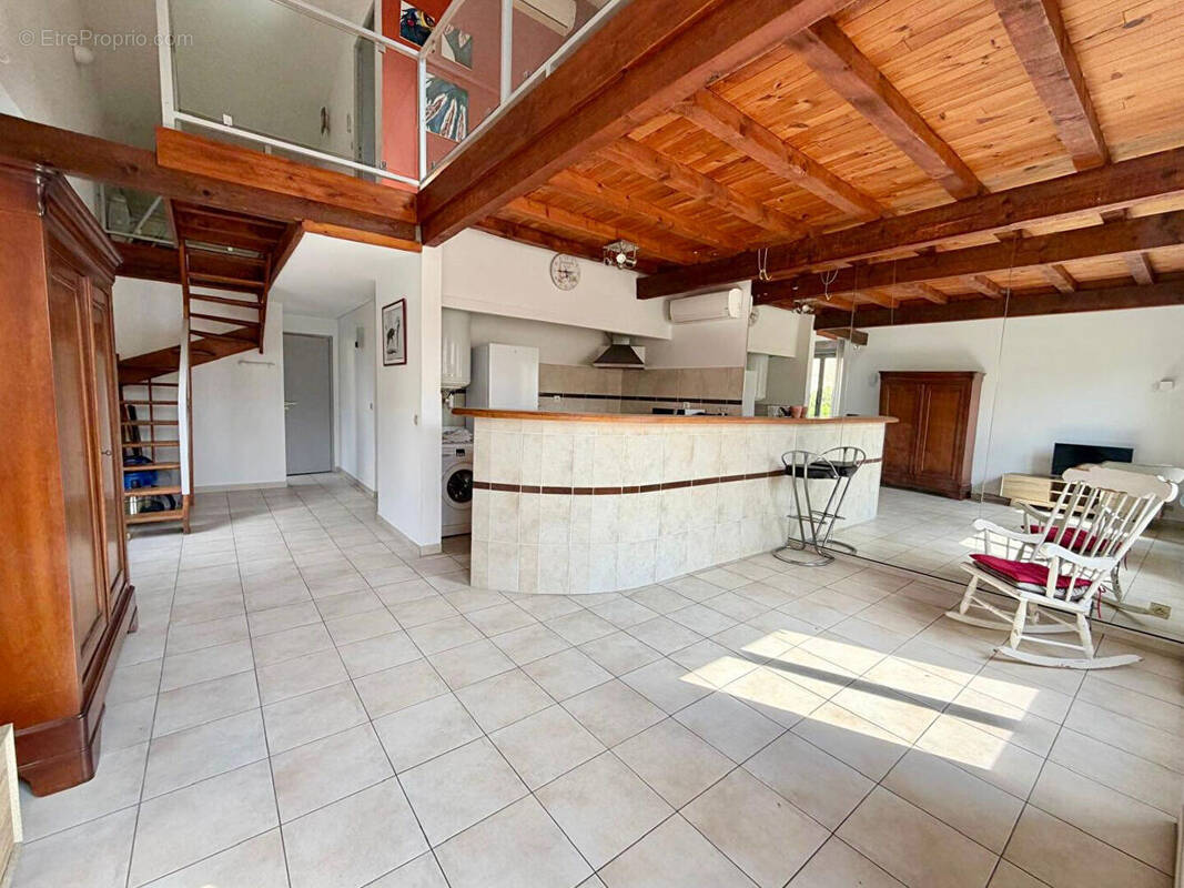 Appartement à NIMES