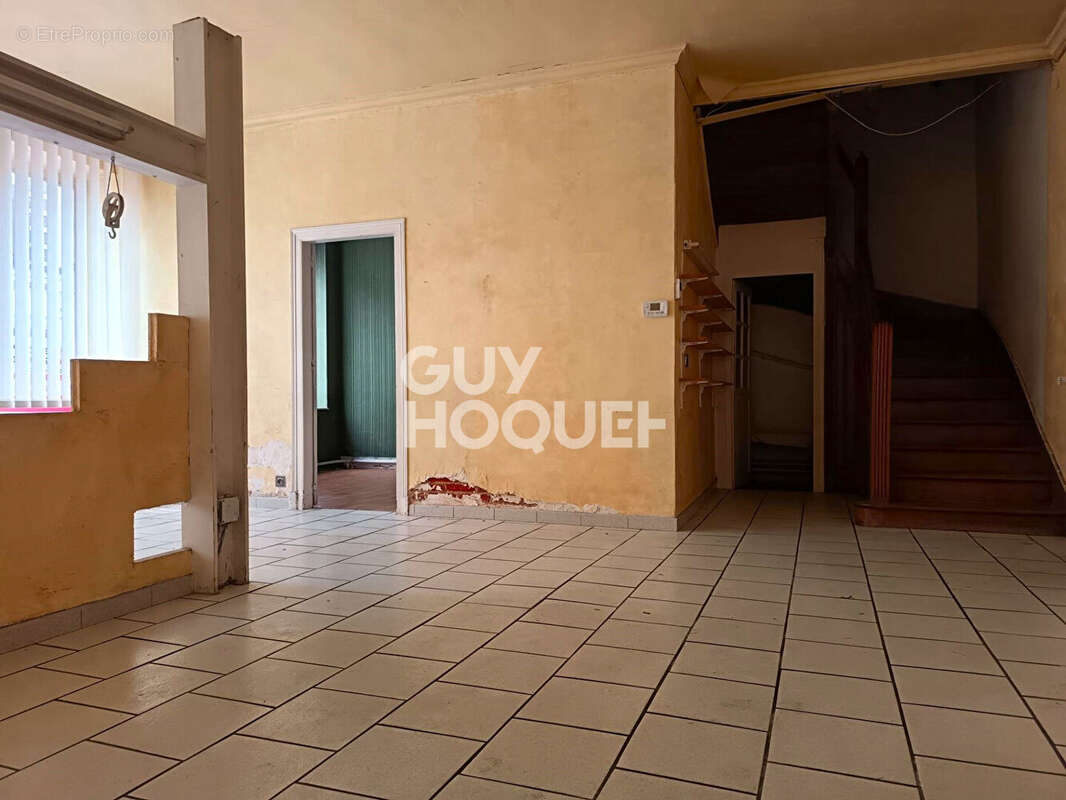 Maison à NONANCOURT