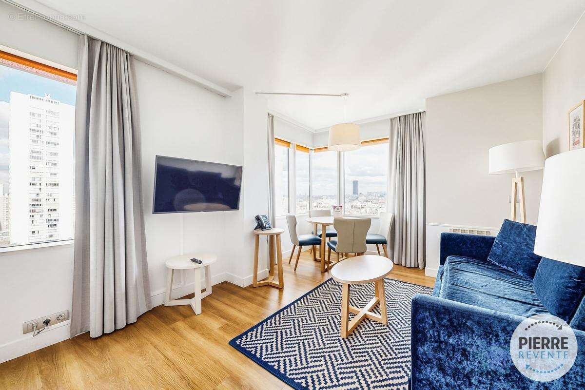 Appartement à PARIS-15E