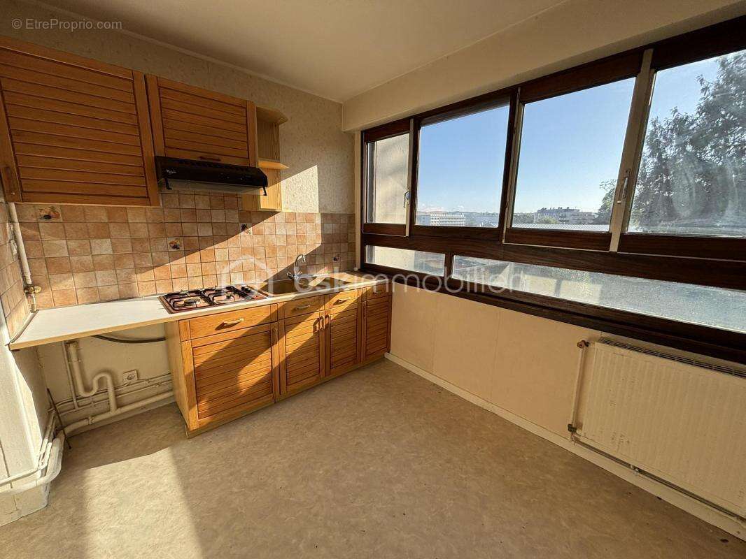 Appartement à CHARLEVILLE-MEZIERES