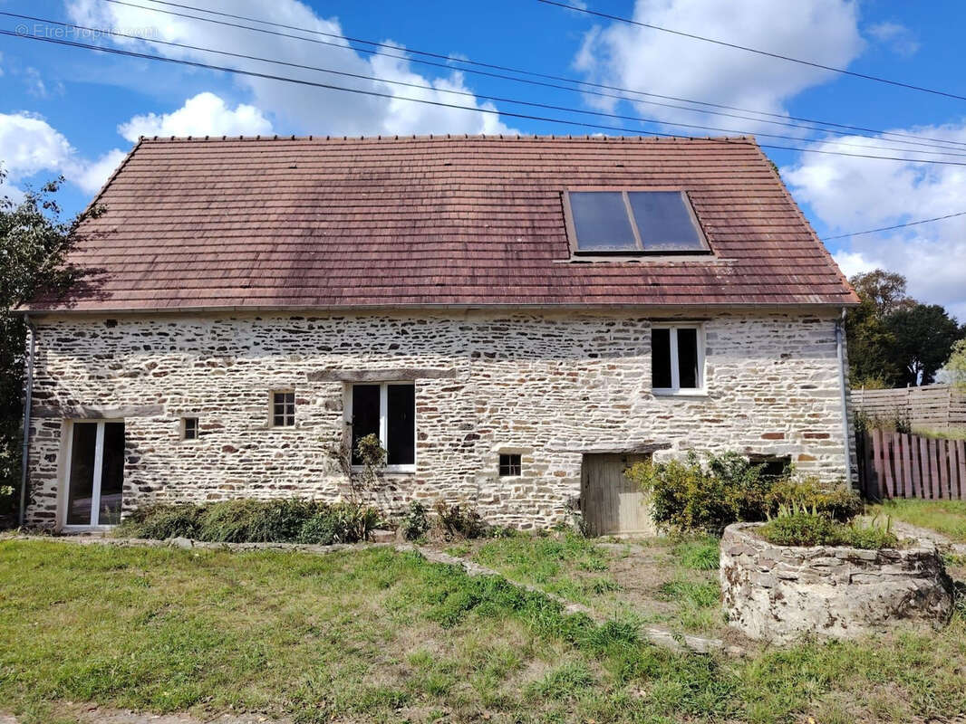 Maison à CONDE-SUR-NOIREAU