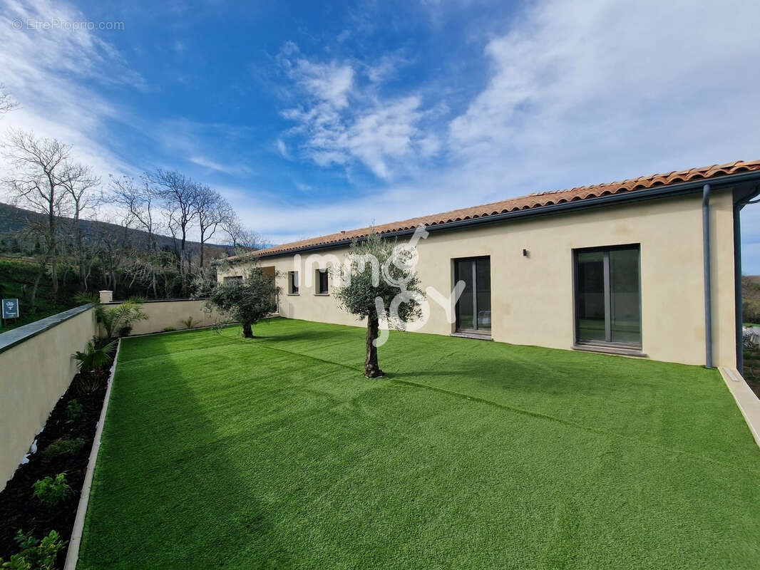 Maison à BARBAIRA