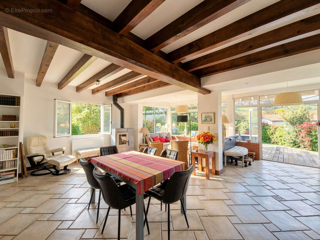 Maison à URRUGNE