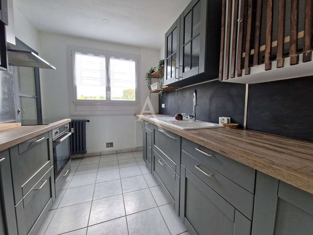 Appartement à SAINT-SEBASTIEN-SUR-LOIRE