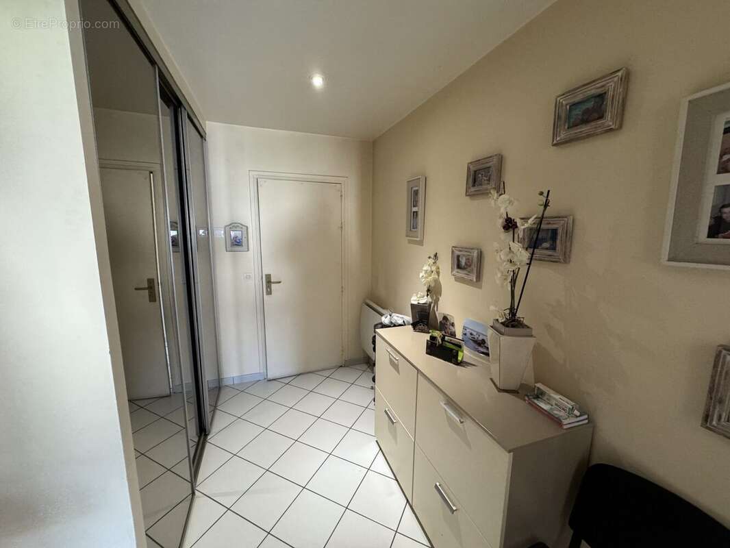 Maison 190 m² à Villepreux  - photo 4