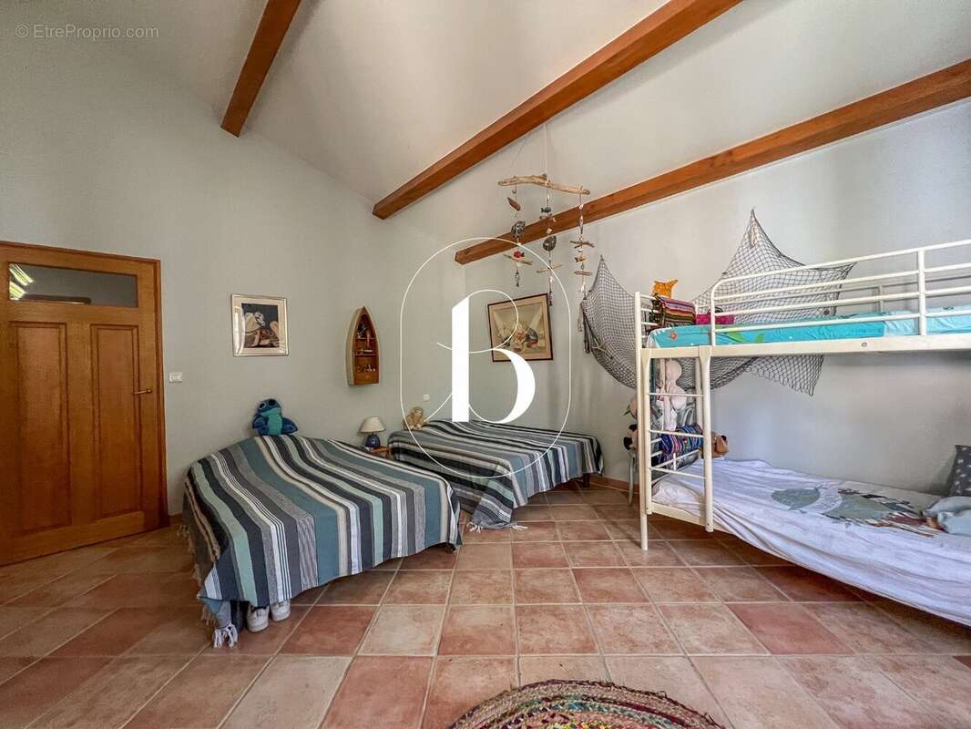 Maison à GOUDARGUES