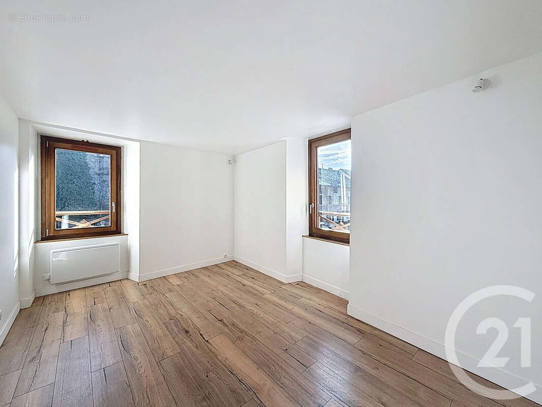 Appartement à TANINGES