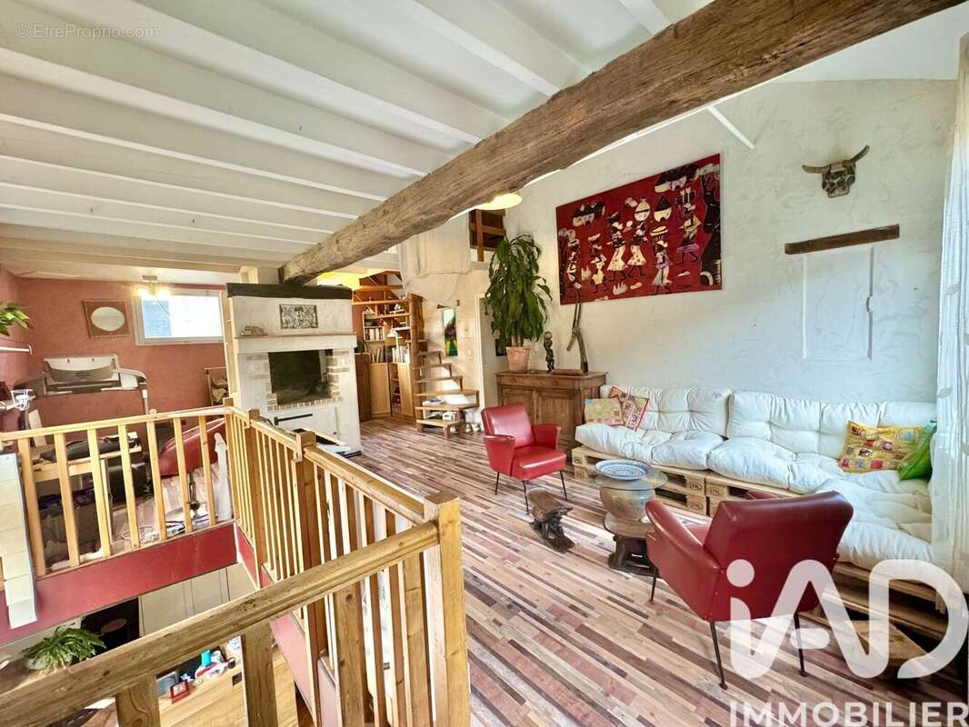 Photo 9 - Maison à VILLIERS-SUR-MORIN