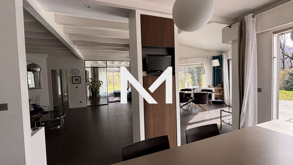 Maison à SAINT-MARTIN-LE-VINOUX