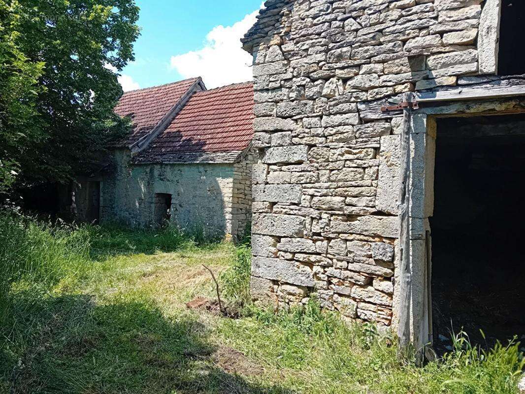 Maison à LIMOGNE-EN-QUERCY