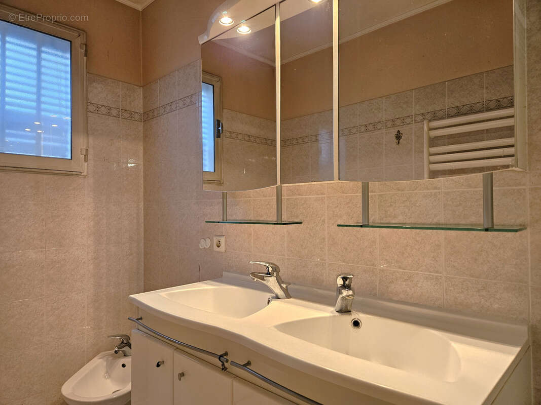 Maison à SEBAZAC-CONCOURES