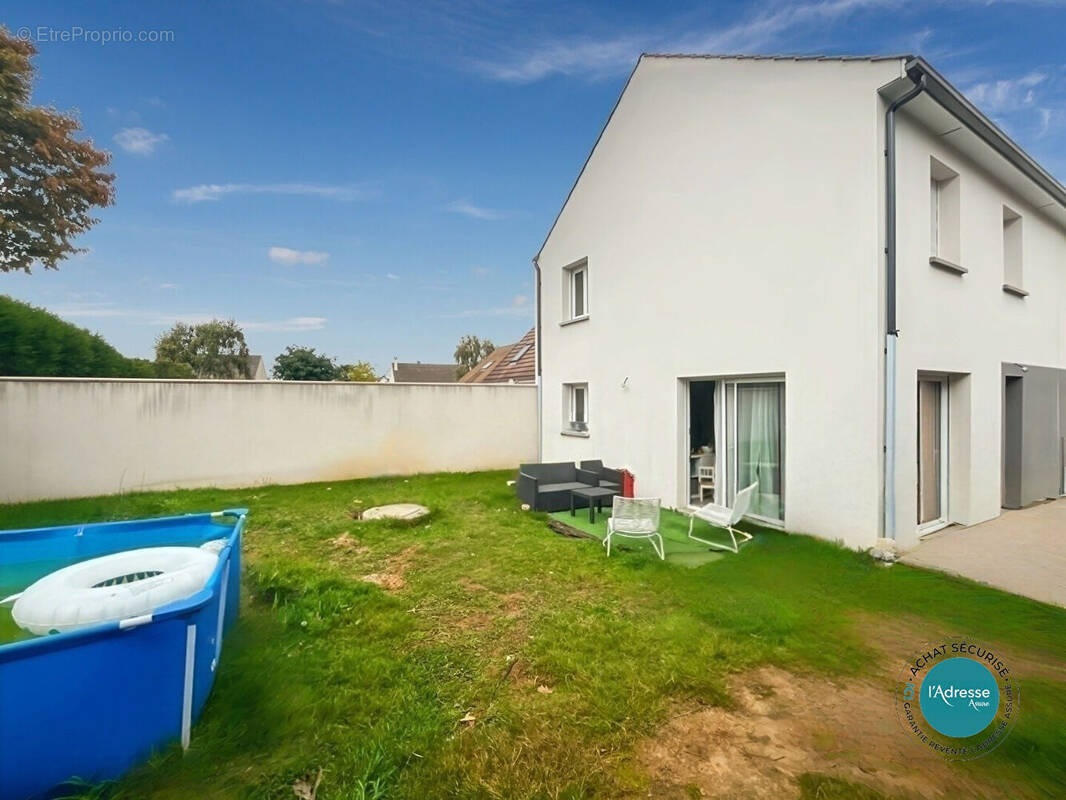 Maison à CHAMPCUEIL