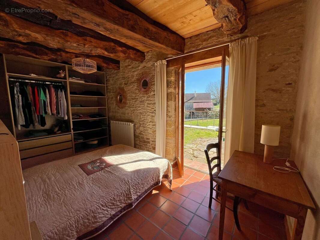 Chambre 1 - Maison à CAPDENAC-GARE