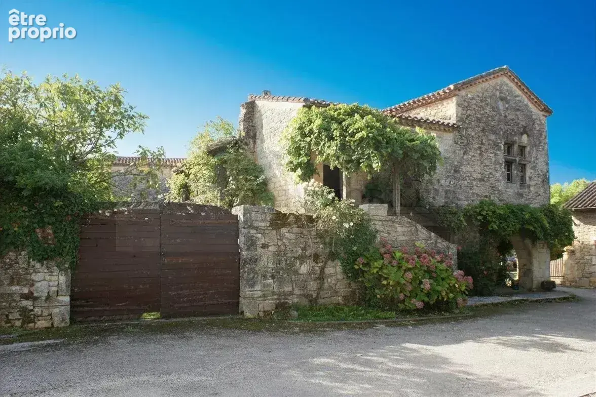 Maison à PUY-L'EVEQUE