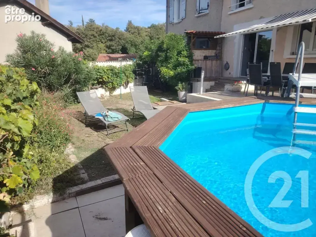 Maison 65 m² à Ternay  - photo 9
