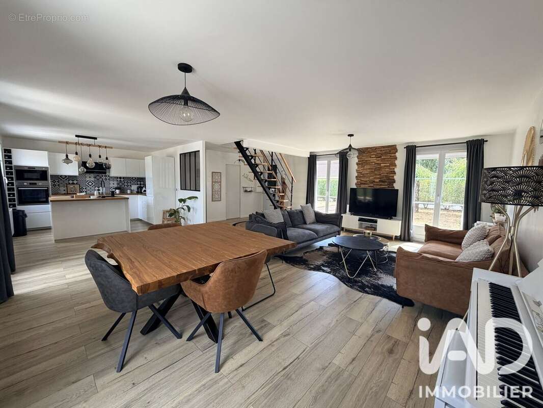 Maison 135 m² à Boissise-Le-Roi  - photo 9